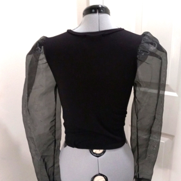 Amante Black Stretch Cropped Top with Sheer Puffed Sleeves Size Small - Picture 3 of 4